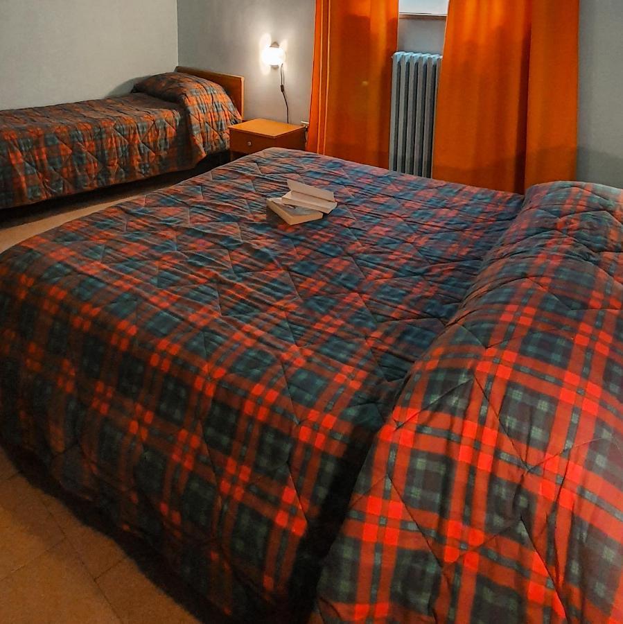 Hotel Mediterraneo Giovinazzo Bagian luar foto